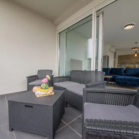 Apartment 1